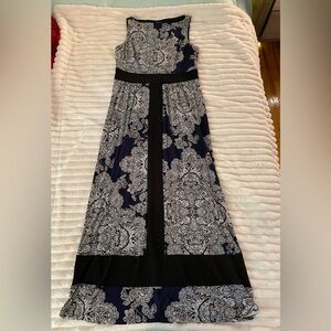 Maxi dress, gently worn, selling as it no longer fits me.